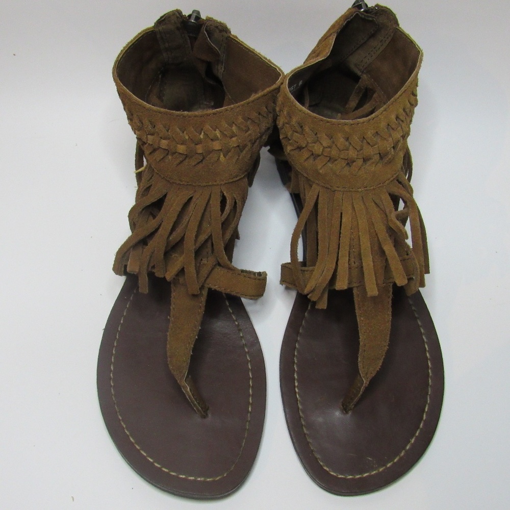 Minnetonka Fringe Sandals Size 6
